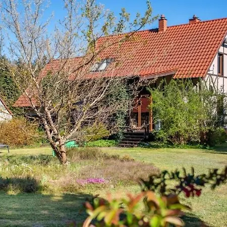 بيت للعطل Large, Comfortable With A Garden
